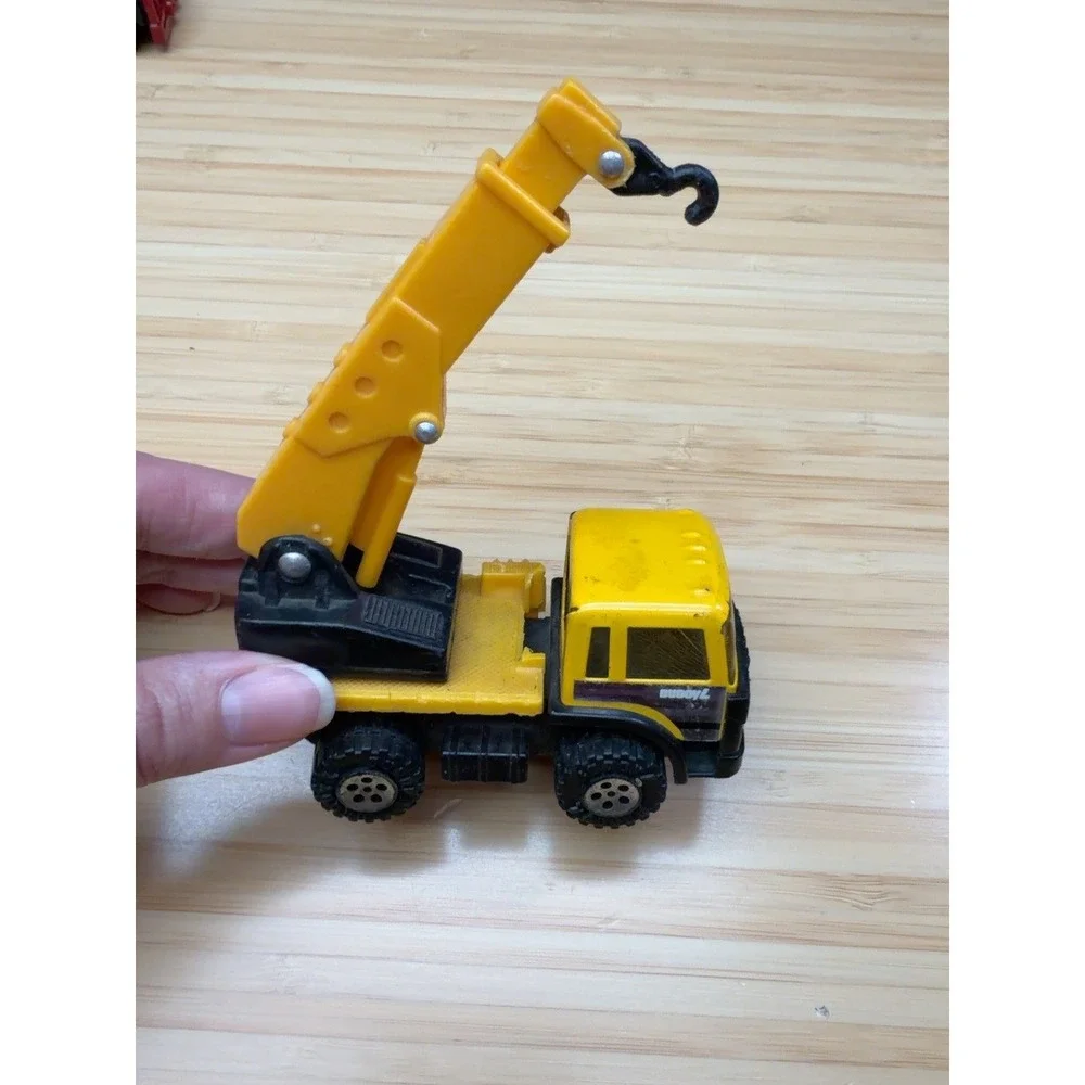 Vintage 1989 Buddy L Crane Truck Yellow Construction Toy Diecast Plastic